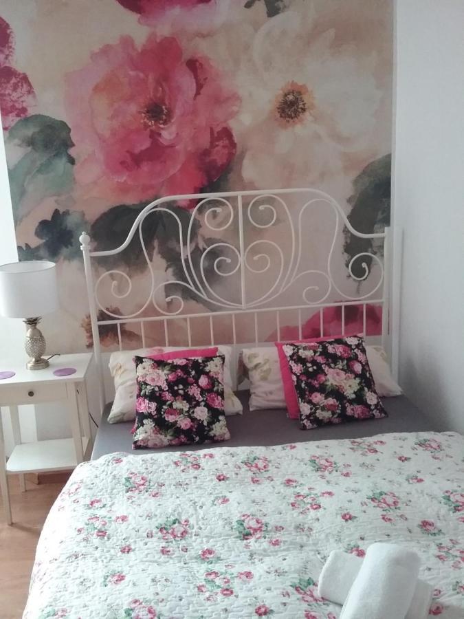 Apartament Torun Bagian luar foto